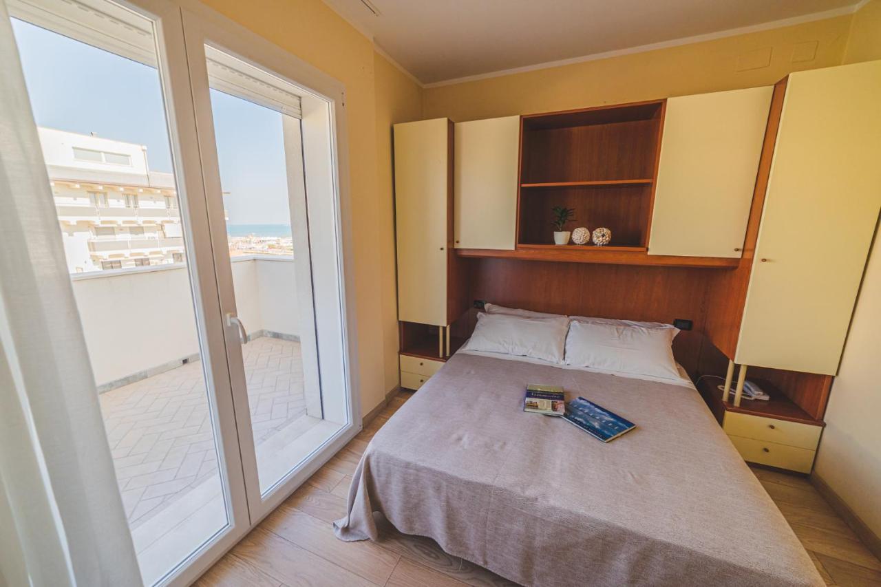 Hotel Sole Sottomarina Kültér fotó