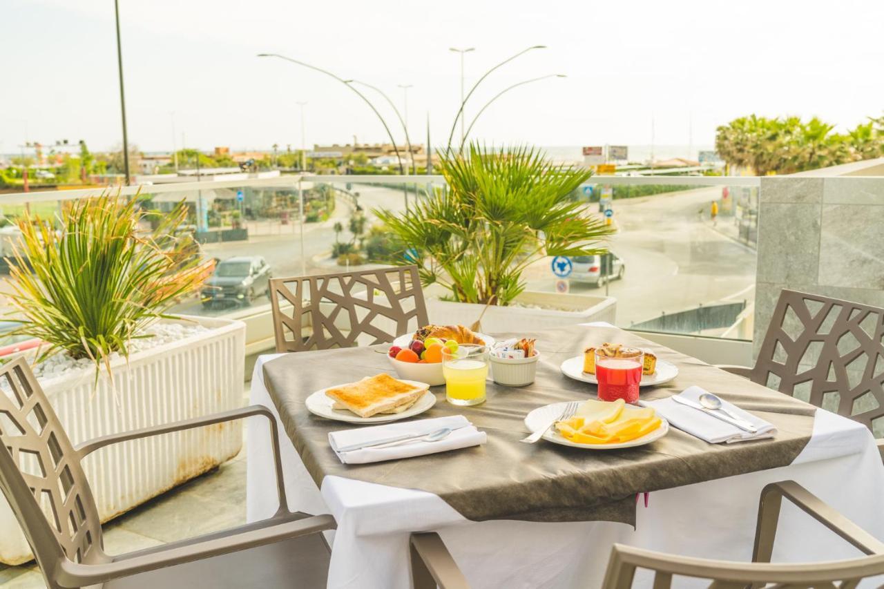 Hotel Sole Sottomarina Kültér fotó