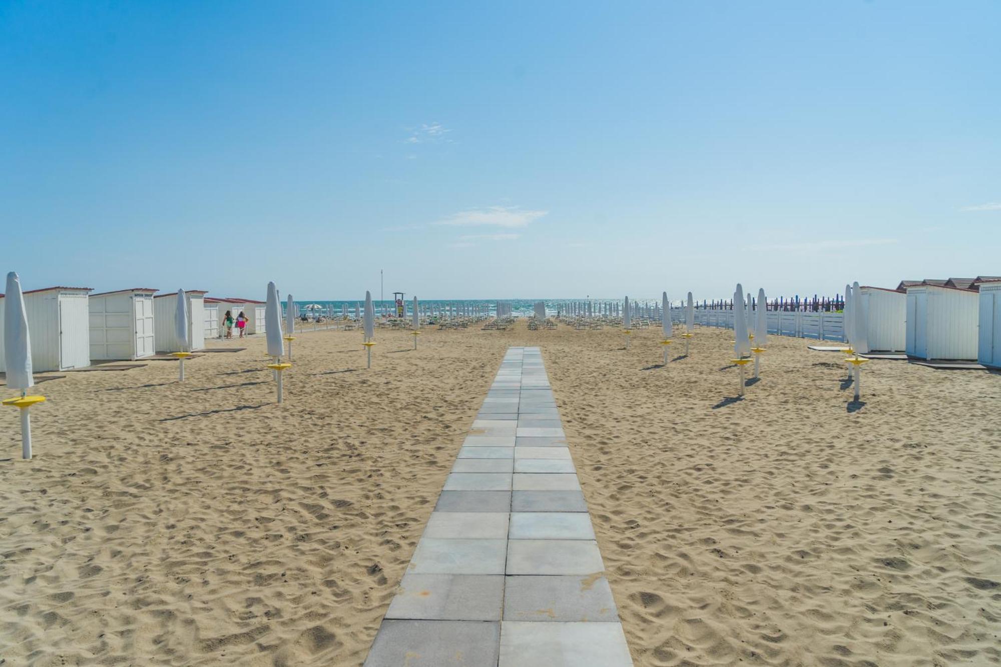 Hotel Sole Sottomarina Kültér fotó