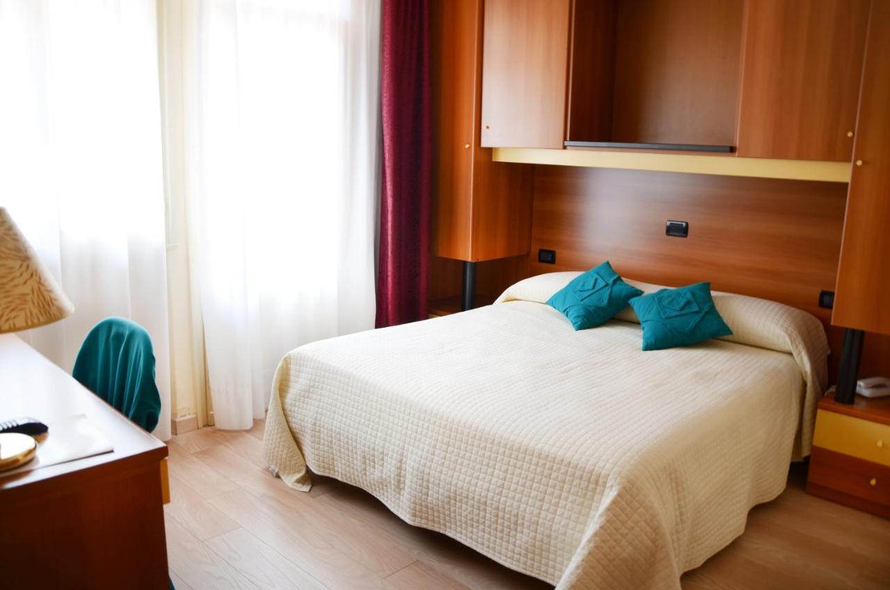 Hotel Sole Sottomarina Szoba fotó